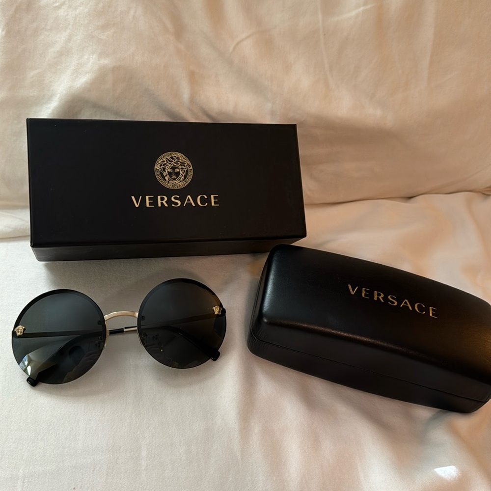 Versace round sunglasses